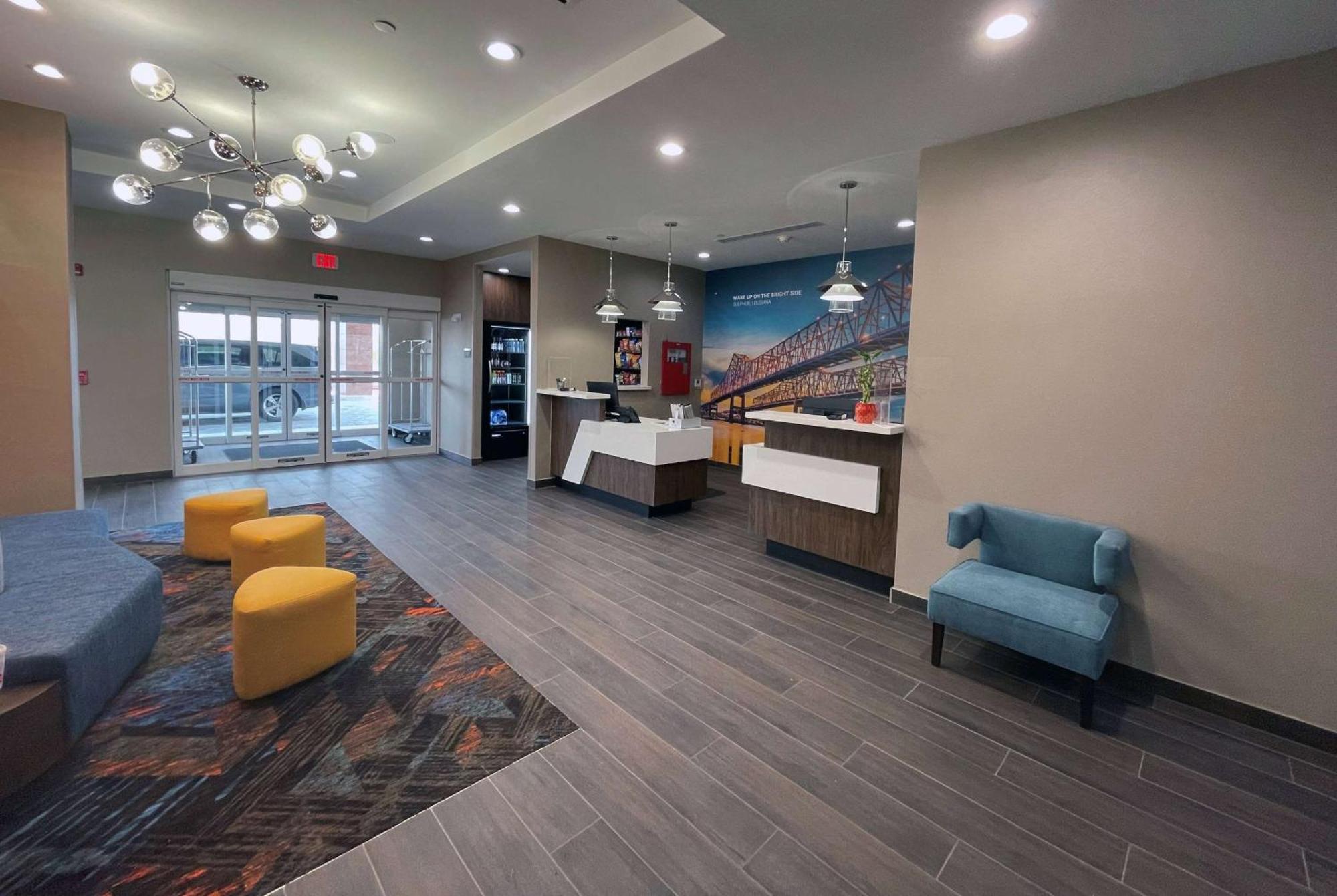 La Quinta Inn & Suites By Wyndham Sulphur Lake Charles ภายนอก รูปภาพ
